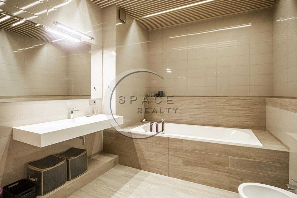 Оренда 2-кім.кв-ри.90 кв.м. з дизайнерським ремонтом Драгомирова 16.