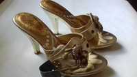 Продам красивые туфли босоножки женские 35 размер