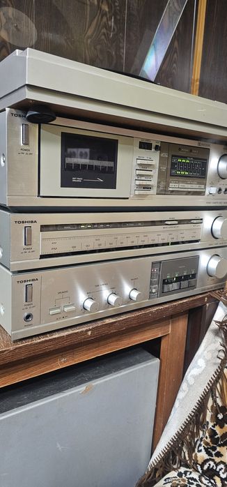 Продам аудіо стійку TOSHIBA