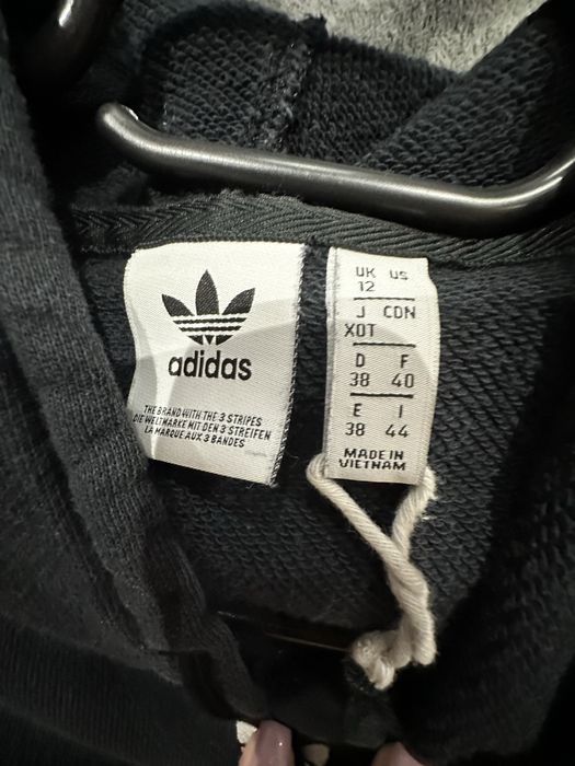 Blzuka damska adidasa