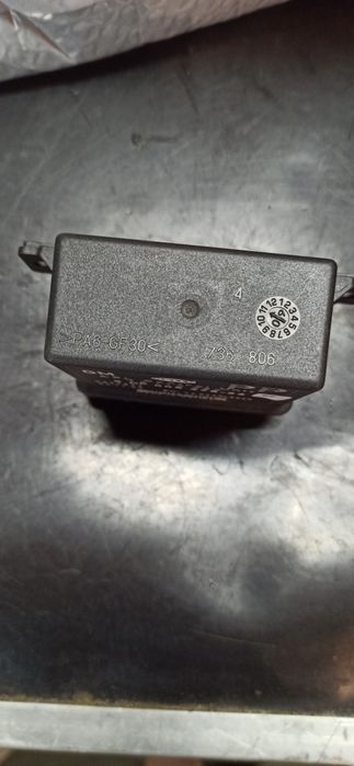 Блок управления регулировкой фар, поворота ксенона opel astra h 2004-2