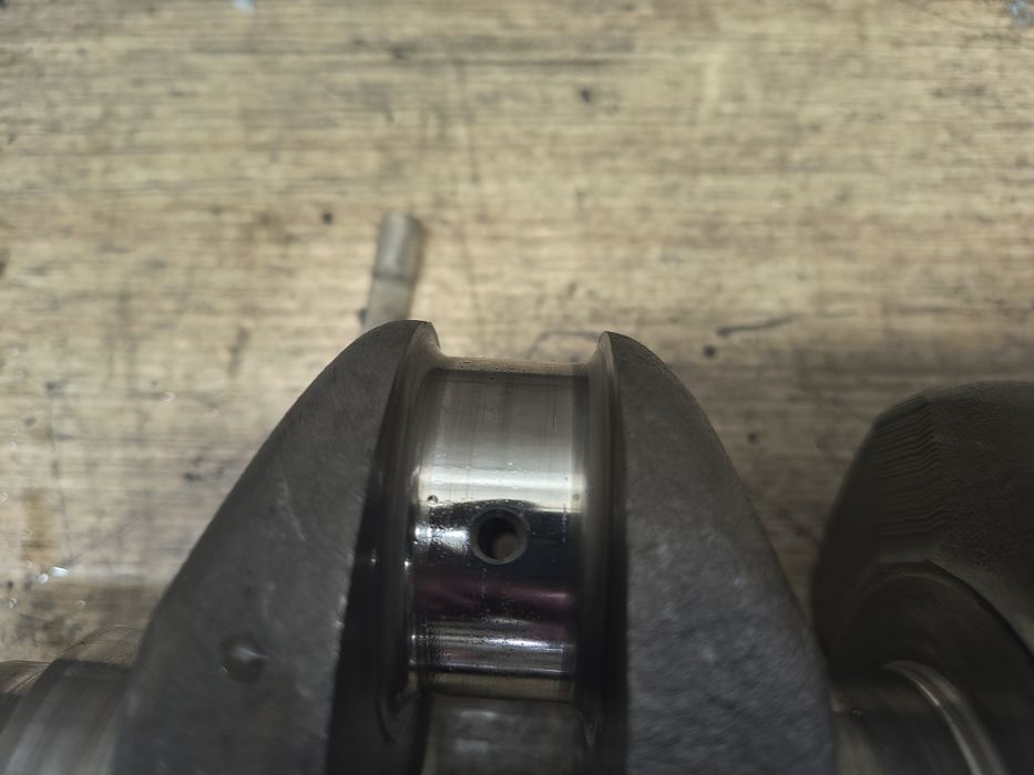 Wał korbowy z panewkami i koronką 1.7 CDTI dtr dte DTS dtj astra zafir