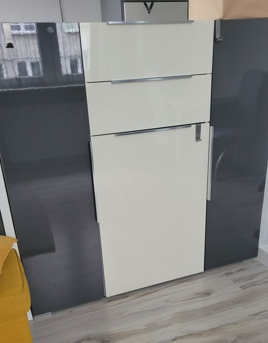 Komoda polysk - biało szara 130x122x40