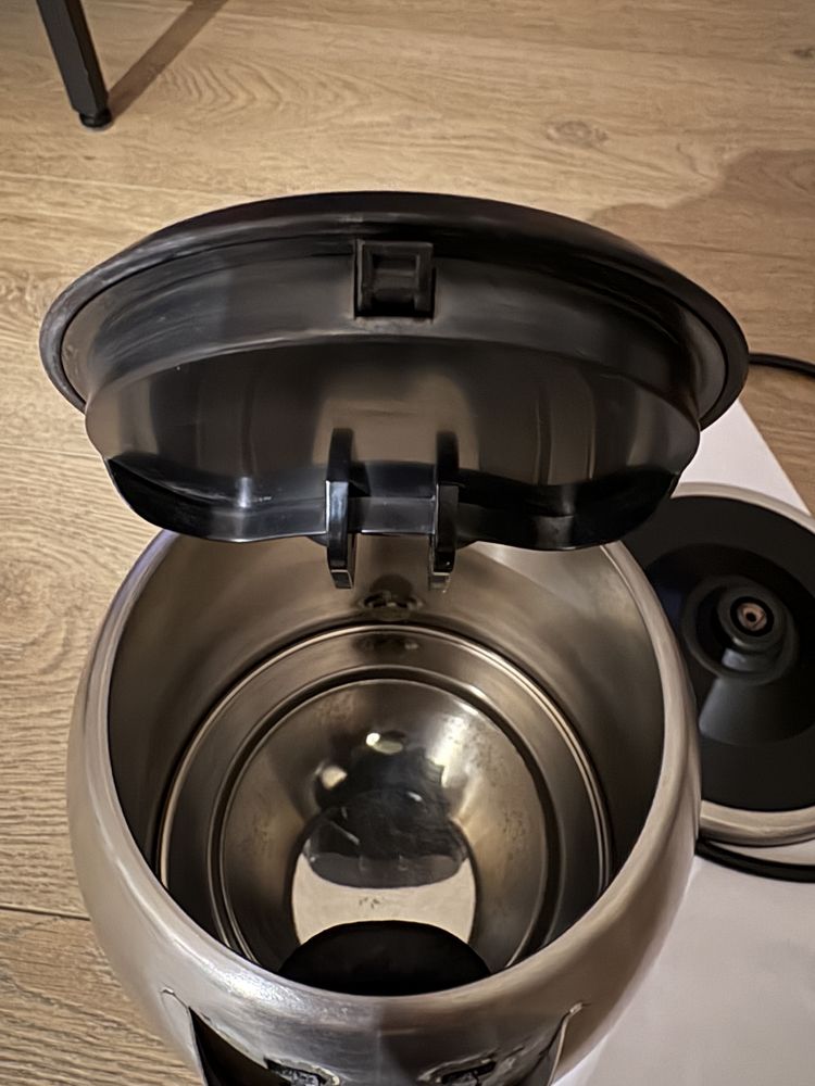 Czajnik Elektrolux EEWA7700