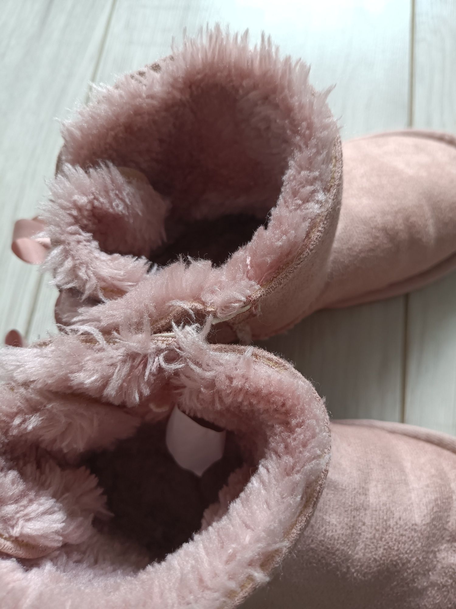Zimowe śniegowce buty emu UGG ciepłe pudrowy róż 29 miś miłe