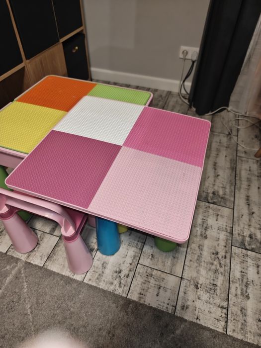 Stoliczek i dwa krzesła stolik dla dzieci Tega Baby Super Kids gratisy