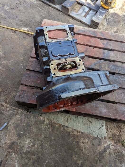 Проміжутка МтЗ 80.82.892 Корпус Промежутка Корпус Проставка мТз 80 82