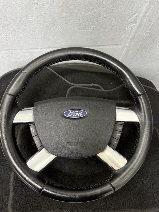 Кермо Ford Focus 2 рестайлінг