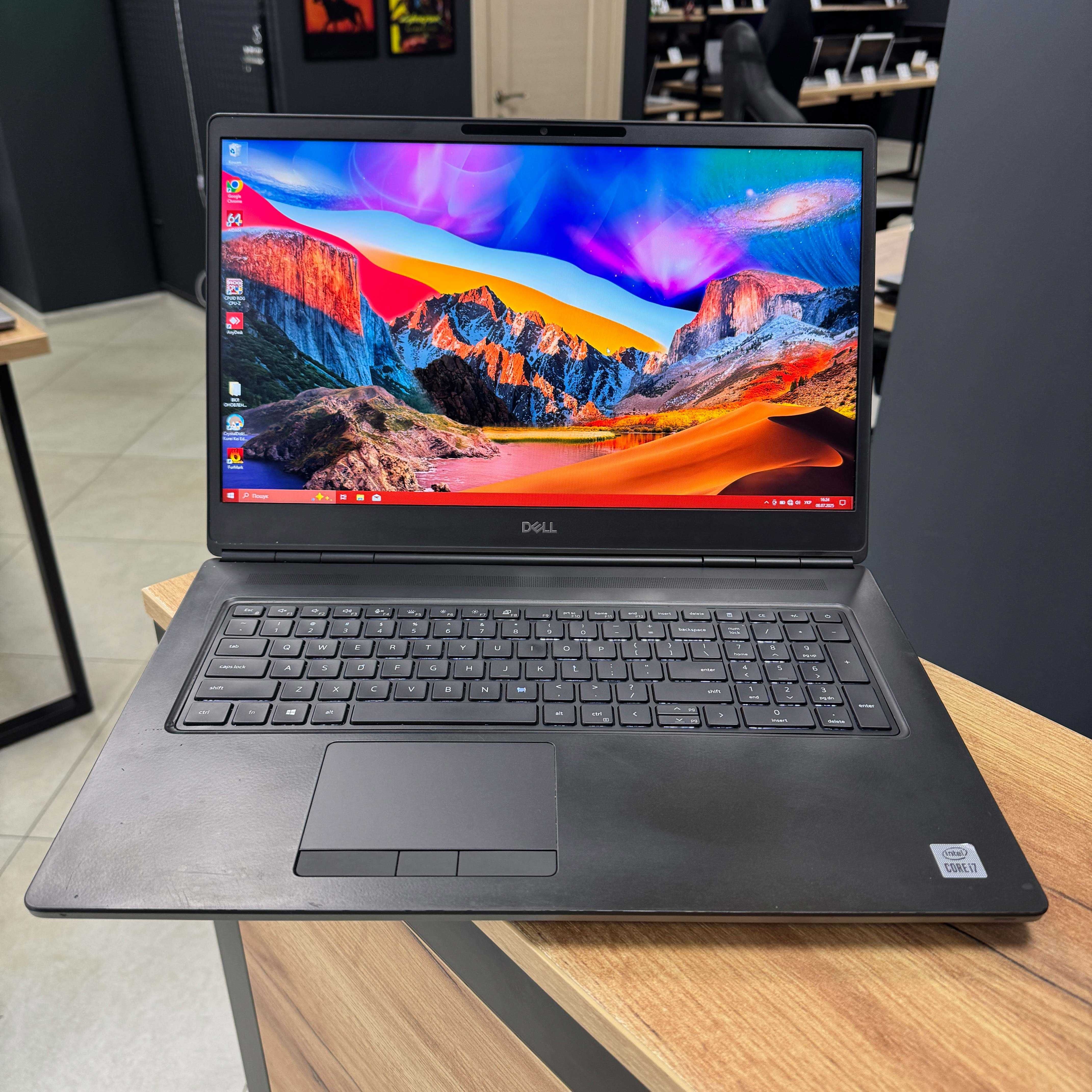 Ноутбук Dell Precision - 17.3" FHD, IPS/i7 10850H/RTX 3000 6 GB/16 GB
