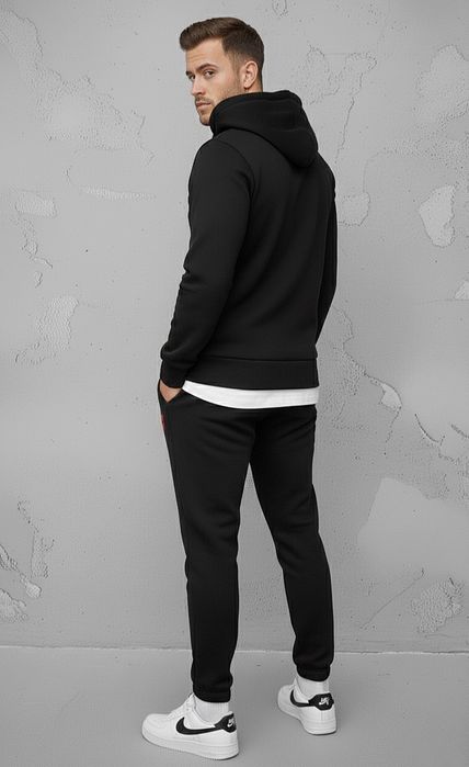 Чоловічий зимовий костюм HUGO фліс • Чорний • Подарунок • S–XXL

Чолов