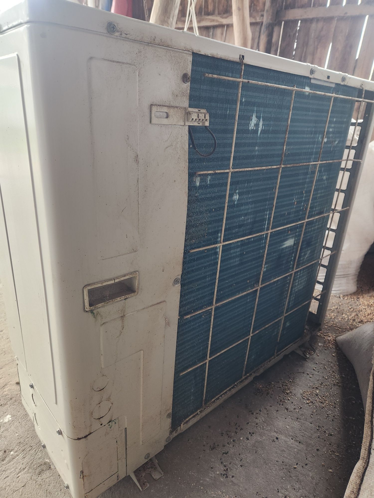 DAIKIN RR71B8W1B мультиспліт зовнішній блок кондиціонера 7.1кВт