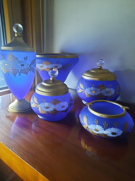 Conjunto loiça decorativa pintada a mão