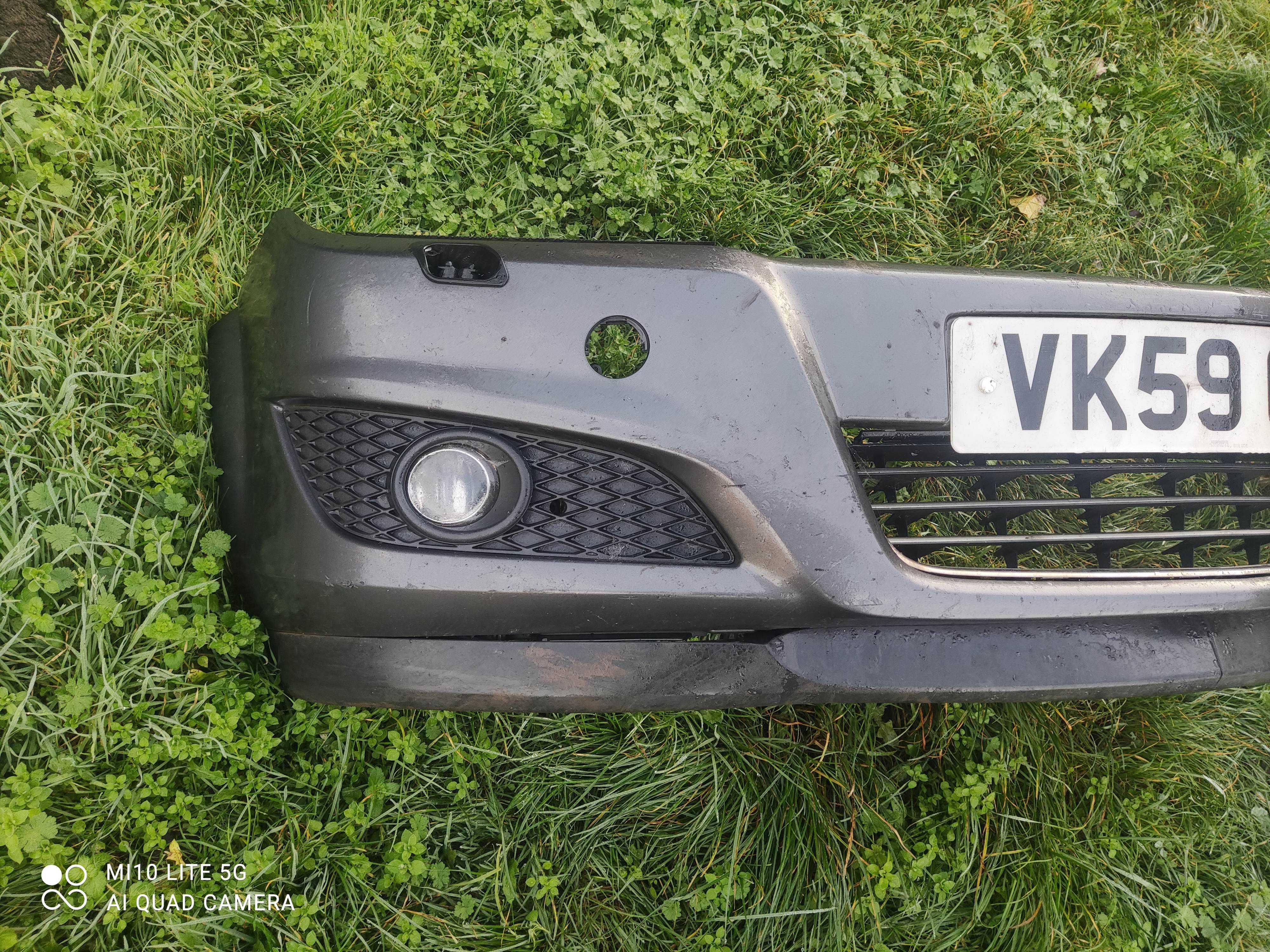 Zderzak przod Opel Astra H spryskiwacze Xenon