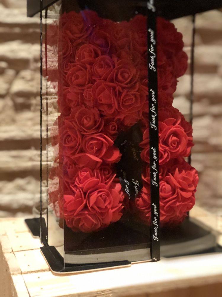 Miś z róż ROSE BEAR 25cm z pudełkiem GIFT BOX prezent dzień kobiet