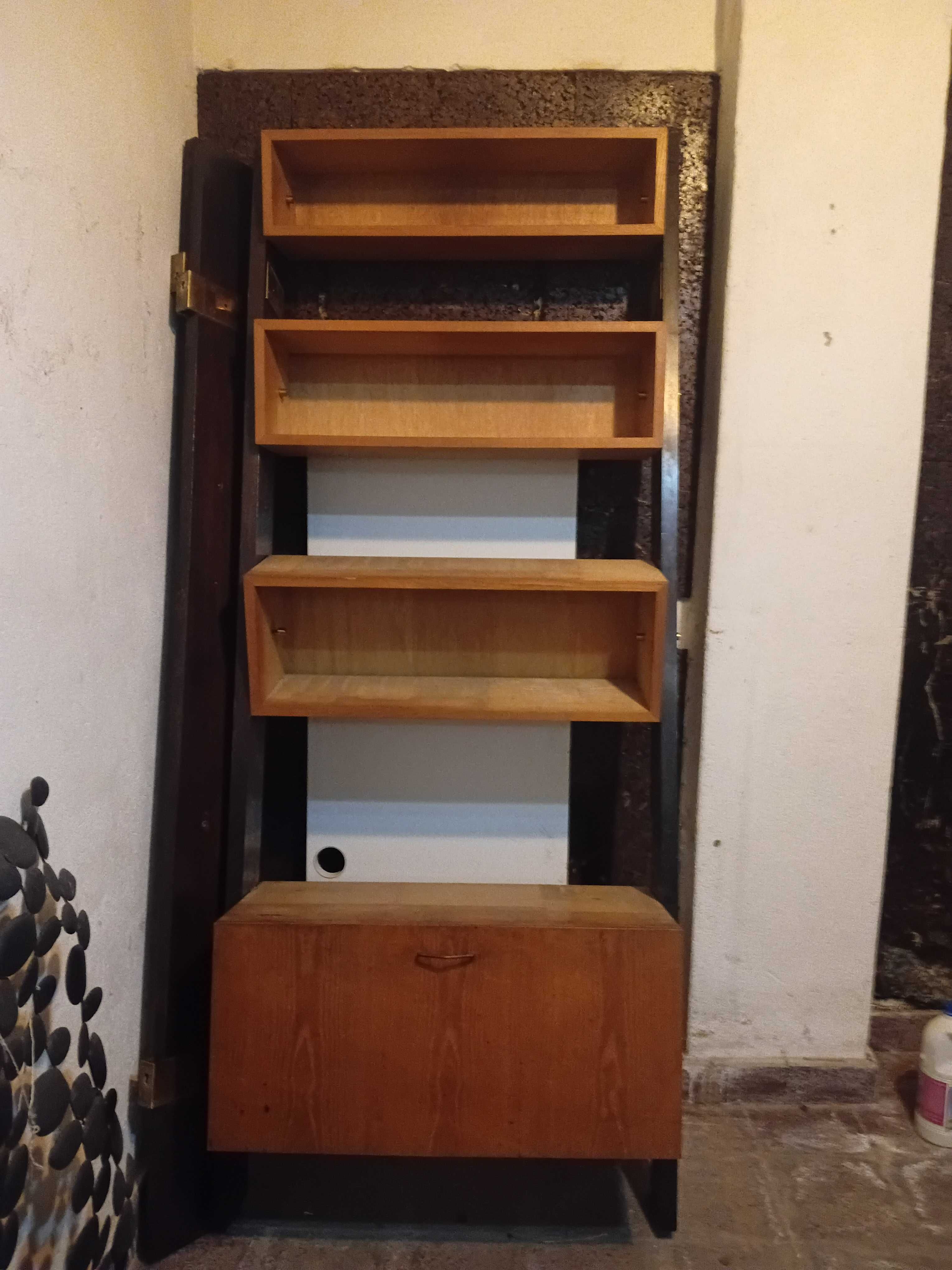 Movel/ estante olaio com 3 modulos
