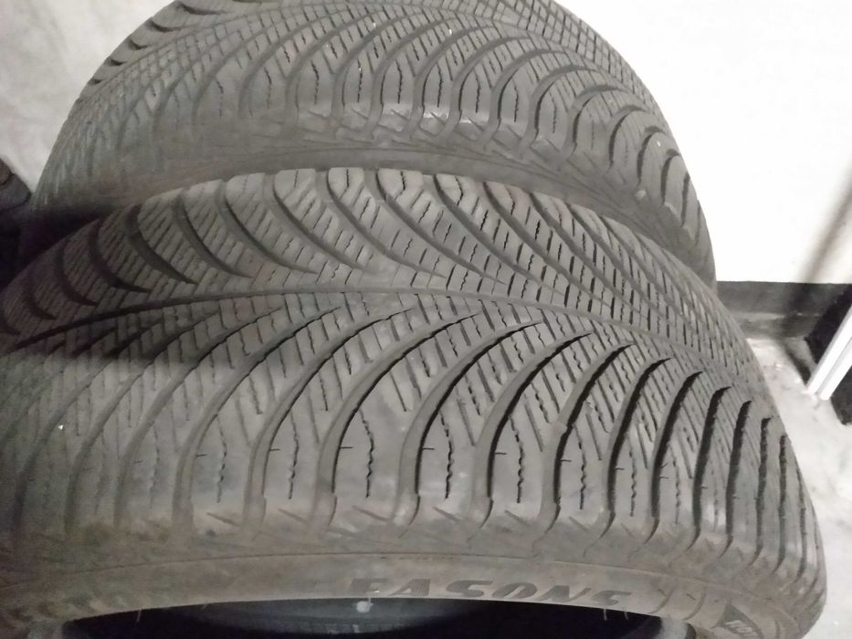 Opony 4 x Goodyear Vector 4Seasons Gen-2 215/55/R17 94V