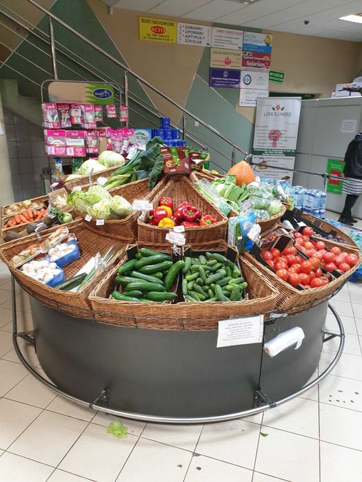 sprzedam używaną wyspę warzywną