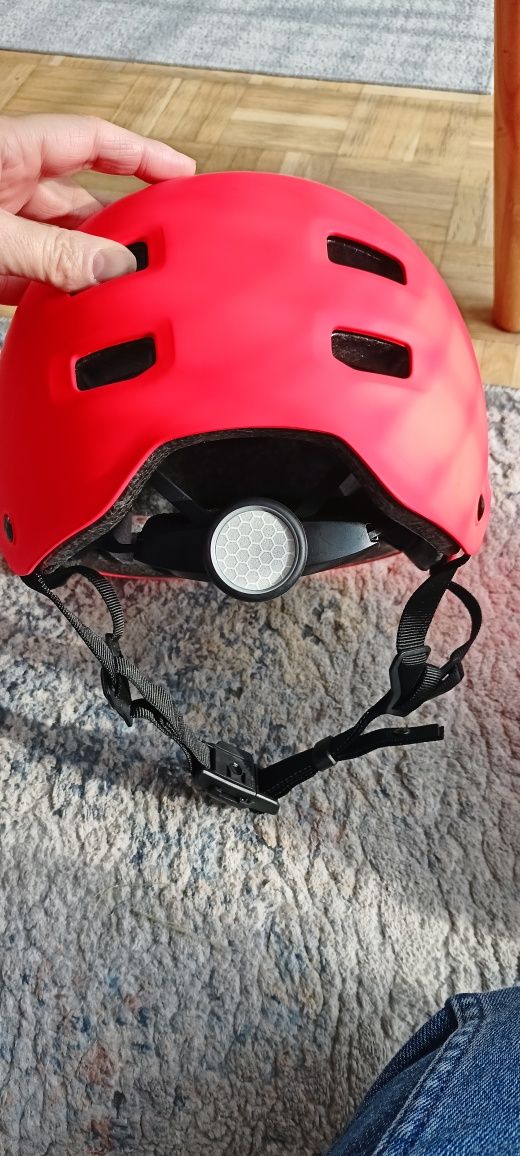 Kask na rower, rolki, hulajnoge