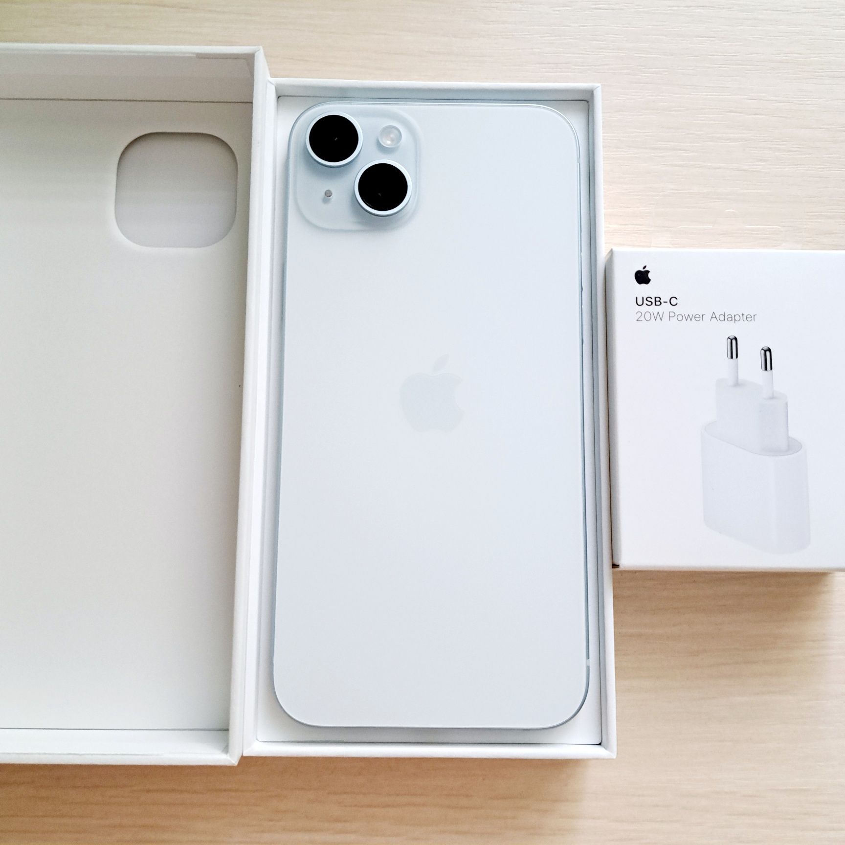 Apple iPhone 15 plus blue 256 GB + стекло + зарядка + 2 года гарантии!