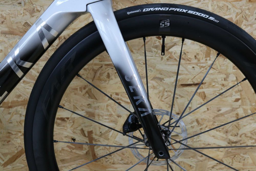 Bicicleta topo de gama Seka Exceed Sram Force AXS novo modelo