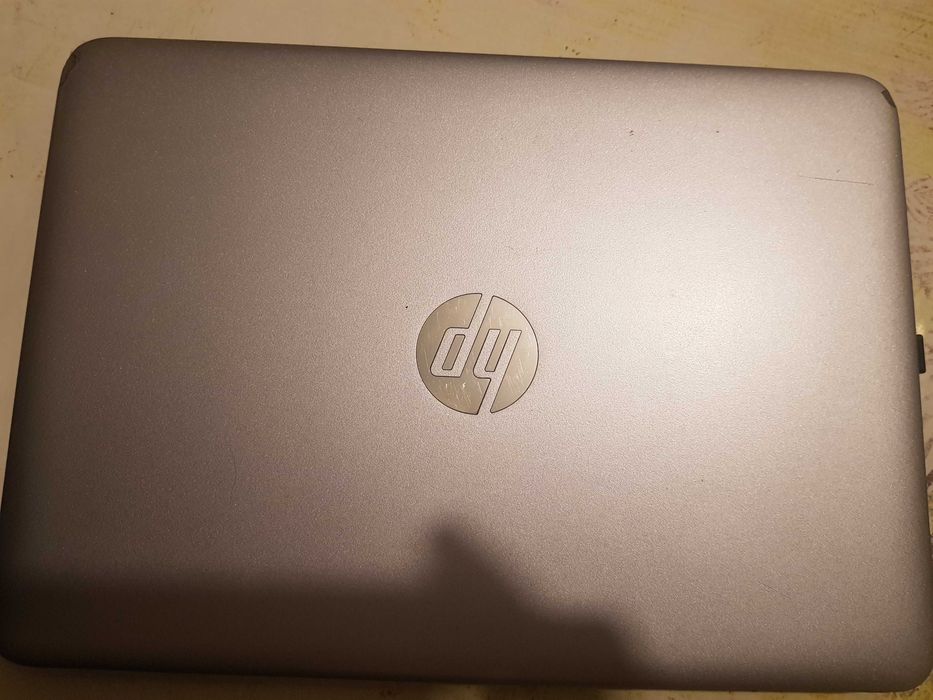 HP EliteBook 820 G3 i5-6300U, 8Gb, m2SSD240, нов АКБ!