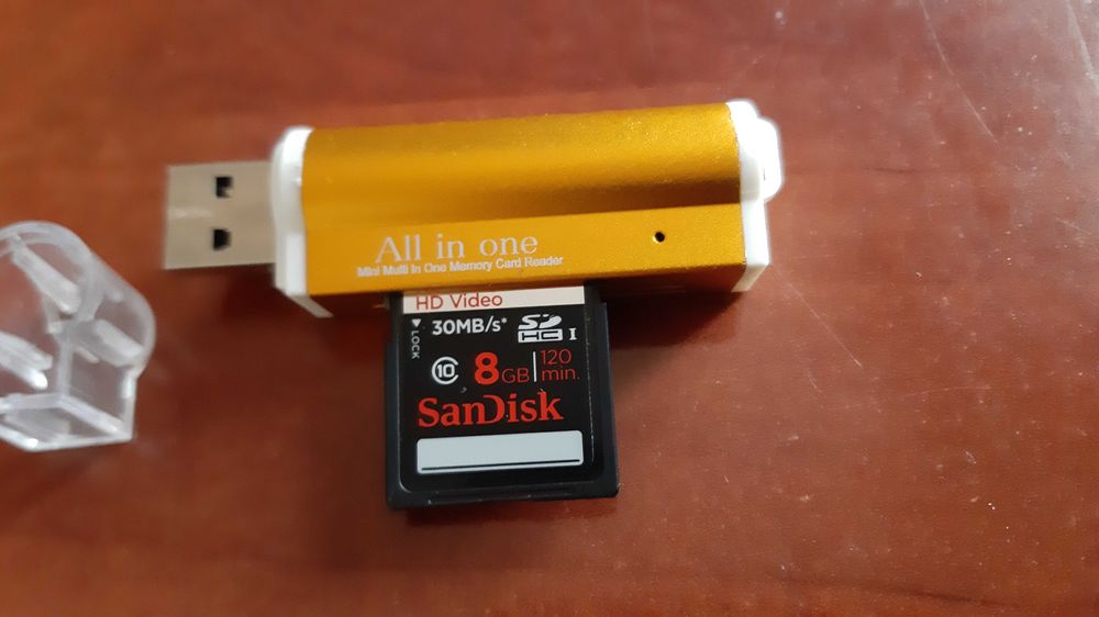 Câmara de Filmar Panasonic E-Cam SDR-S7, Como nova
