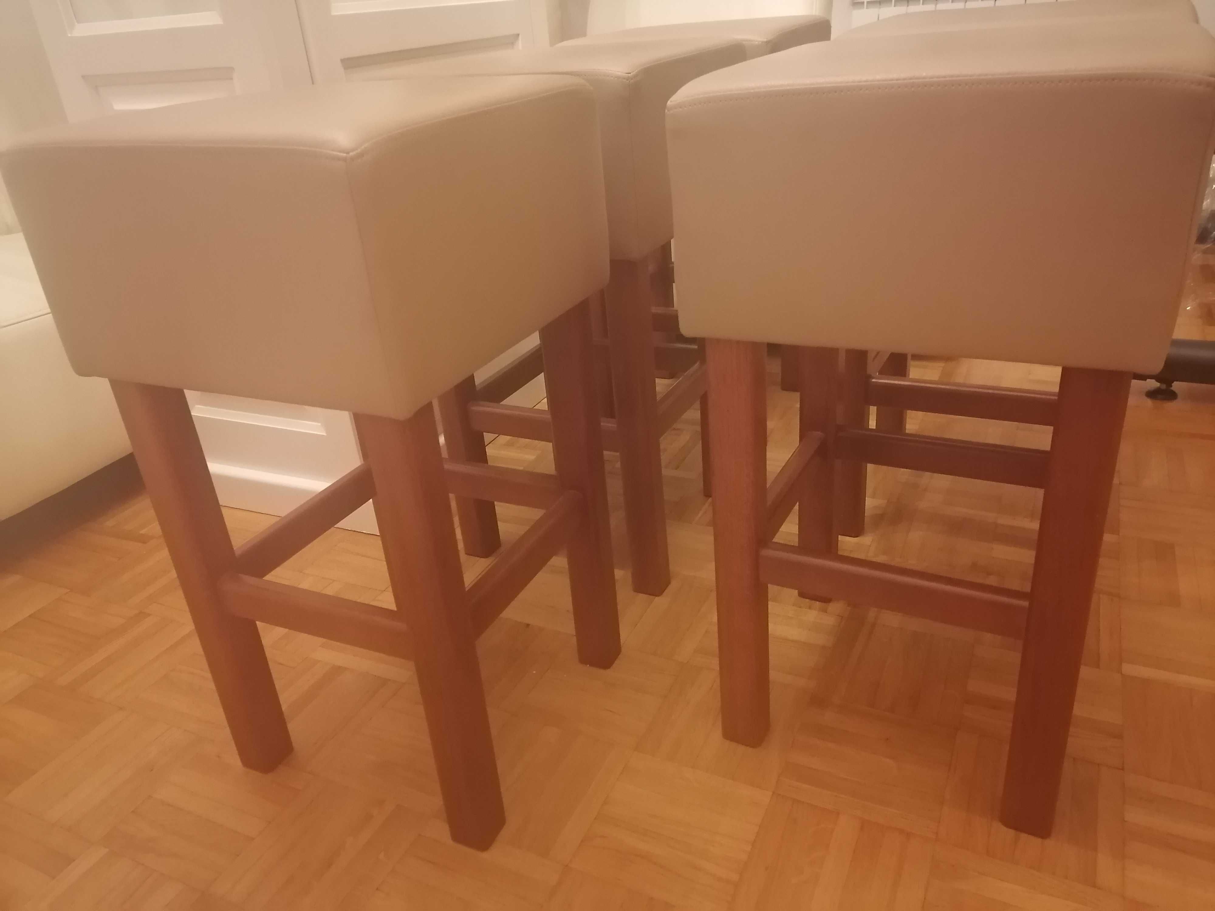 Nowe hokery dębowe barowe krzesła