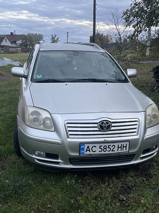 Продам надійний автомобіль тойота авенсіс т25 1.8 бензин,