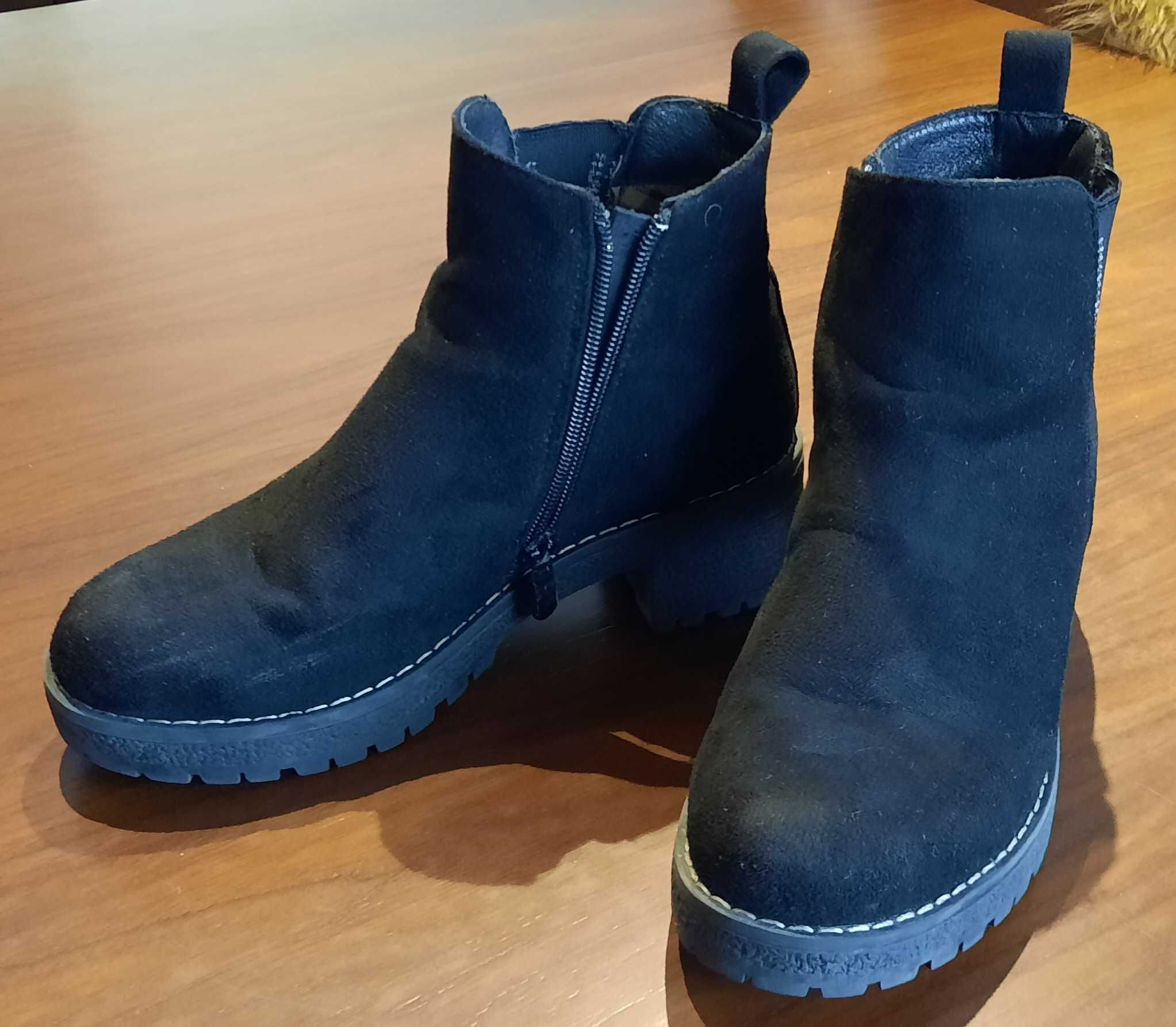 Botas de menina (Tam35)