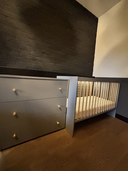 Komplet mebli niemowlecych łóżeczko komoda+ przewijak