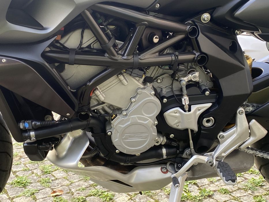 Mv Agusta Rivale 800cc 125cv como Nova