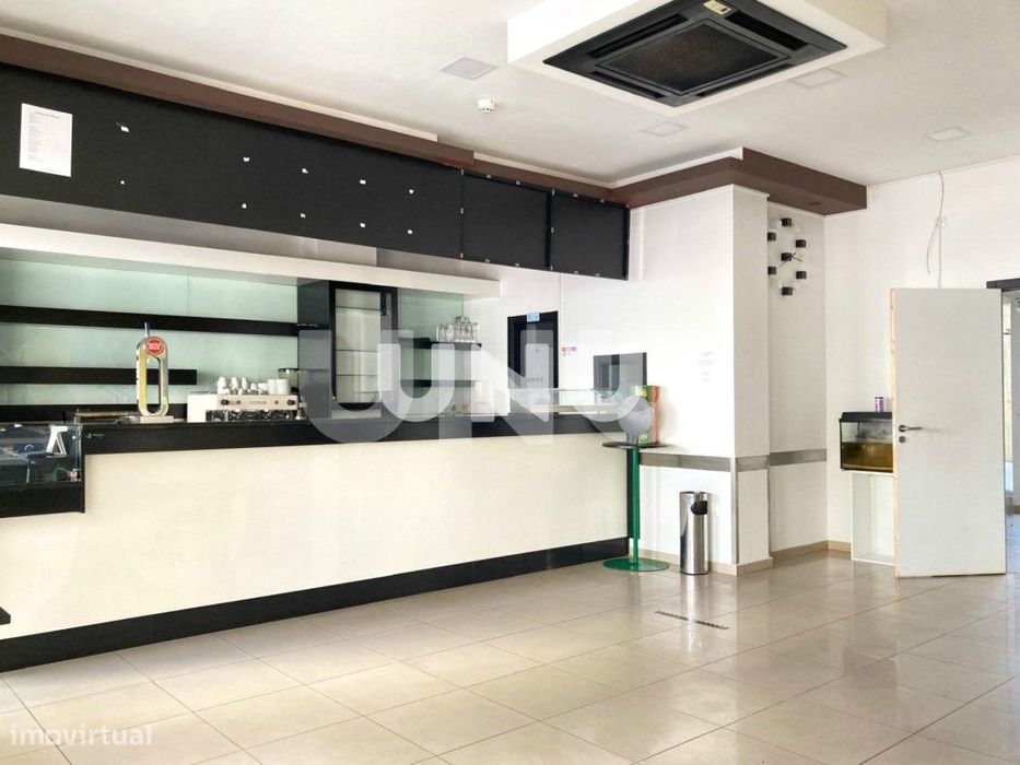 Loja - Envolvente de Serviços