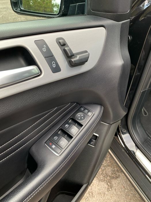 Mercedes Benz M-Klass Blue TEC 4Matic 2012 рік