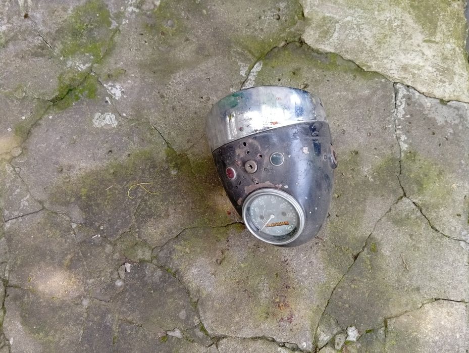 Фара  мотоцикла К-750