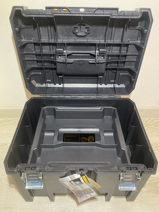 Ящикі Dewalt нові оригінальні девальт є в наявності.Наложним відправка