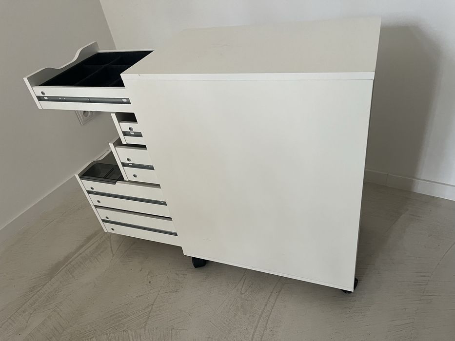 alex szafka ikea z kółkami szuflady