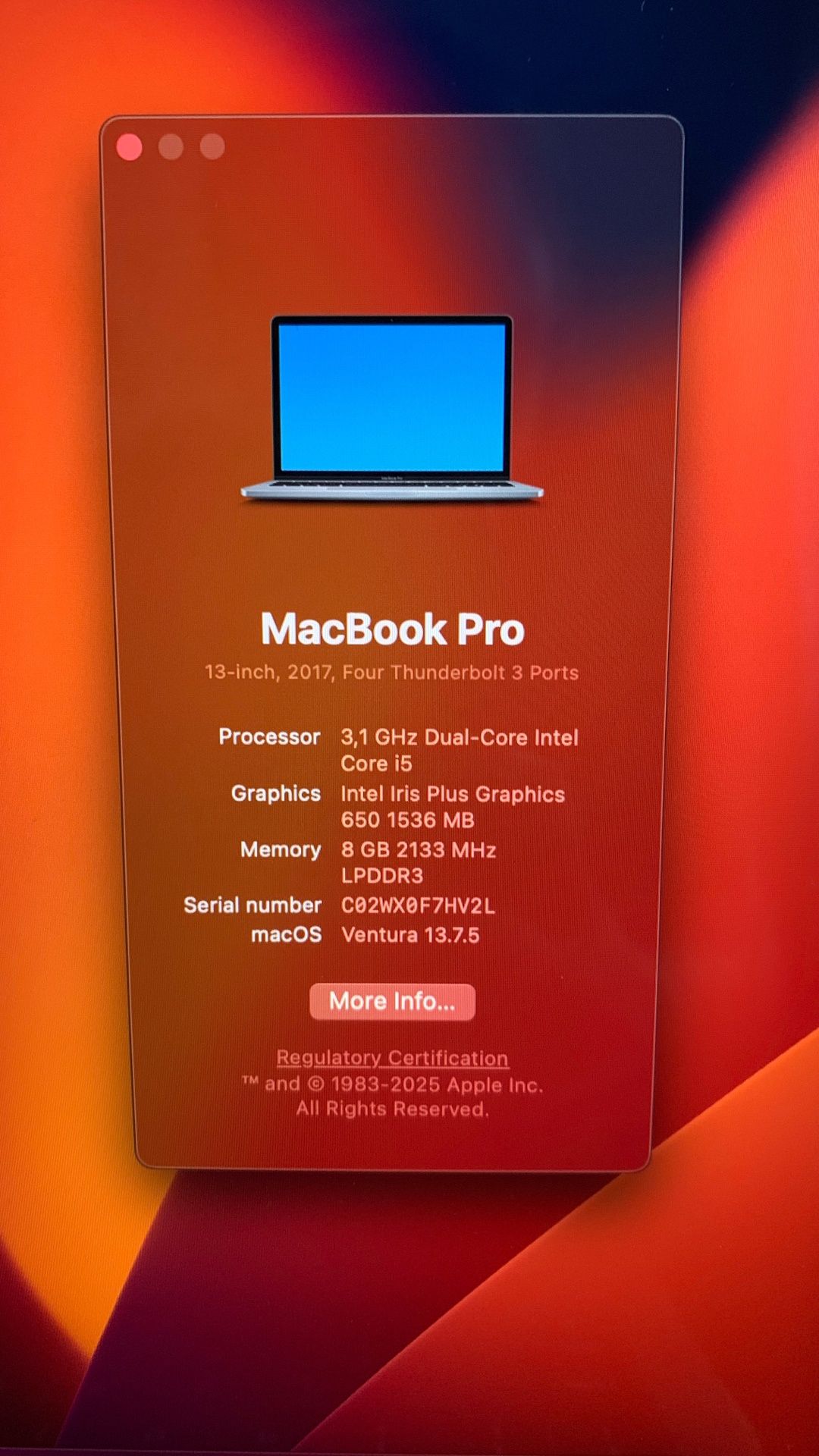MacBook Pro 2017r., kolor: tytanowy, + nowa ładowarka