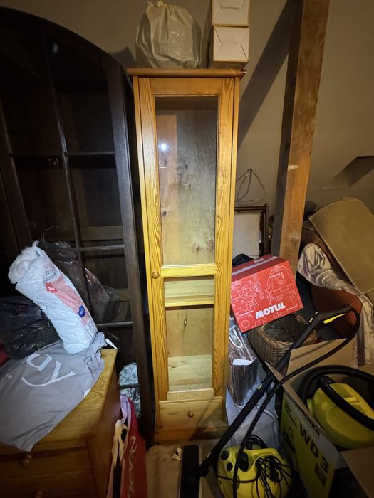 Witrynka przeszklona sosnowa