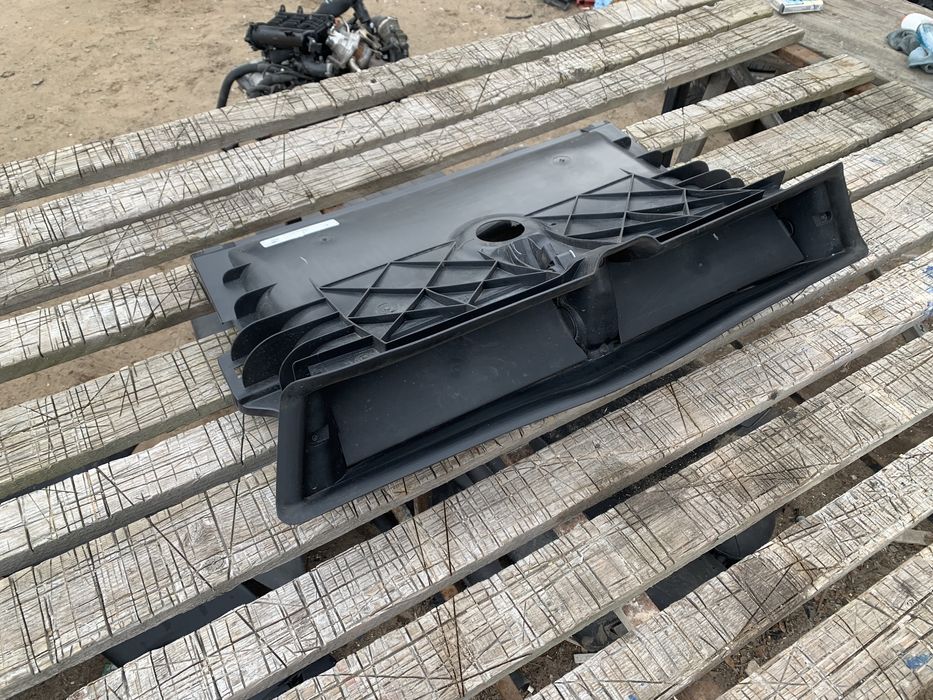 Tesla model y лювер жалюзи моторчик люверса оригинал разборка