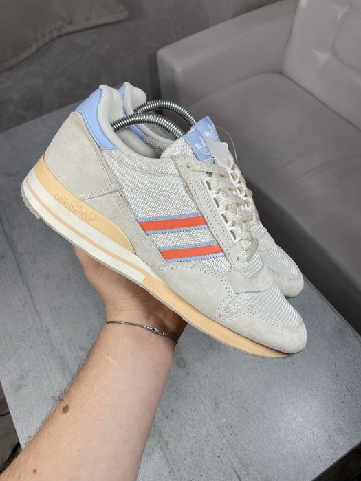 Оригінальні кросівки Adidas ZX 500