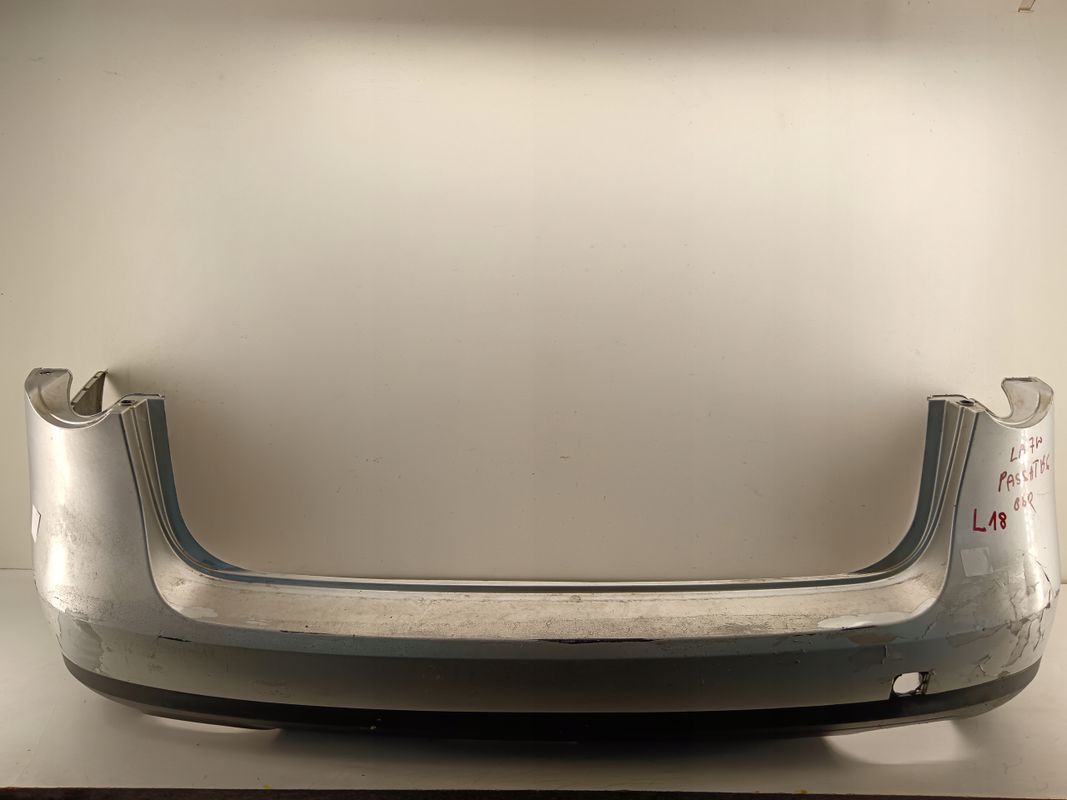 Zderzak Tylny Tył Vw Passat B6/05-10 Kombi Pdc La7w