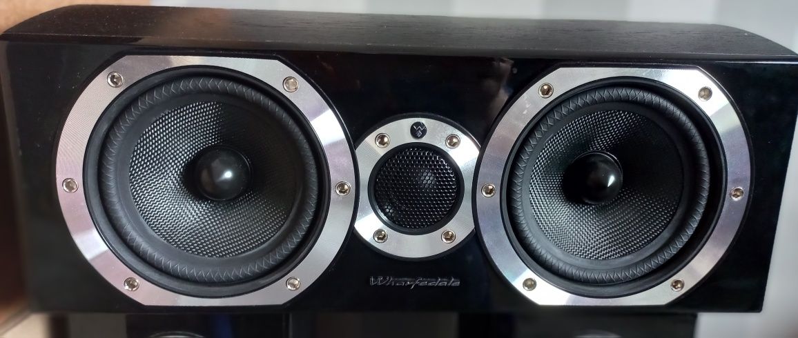 Акустическая система Wharfedale Diamond 10.CS