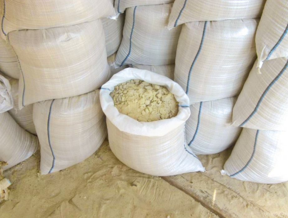 Песок щебень гранотсев в мешках  дос тавка