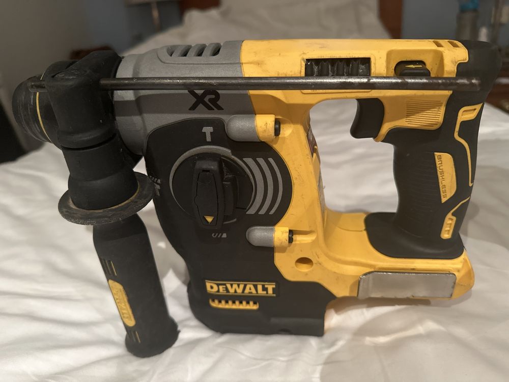 Перфоратор  безщітковий DeWALT DCH273N( оригінал)