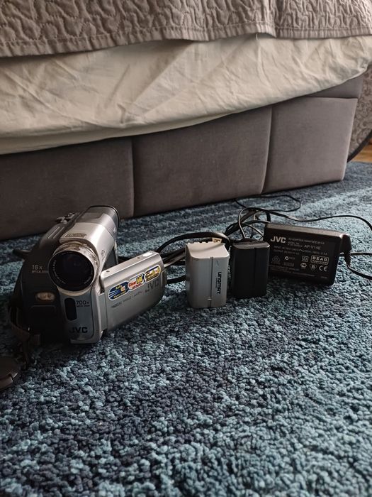 Kamera JVC mini dv handycam video8 vhs sony kamera analog cyfrowa