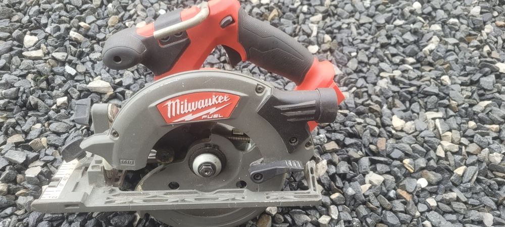 Ccs55 Milwaukee pilarka