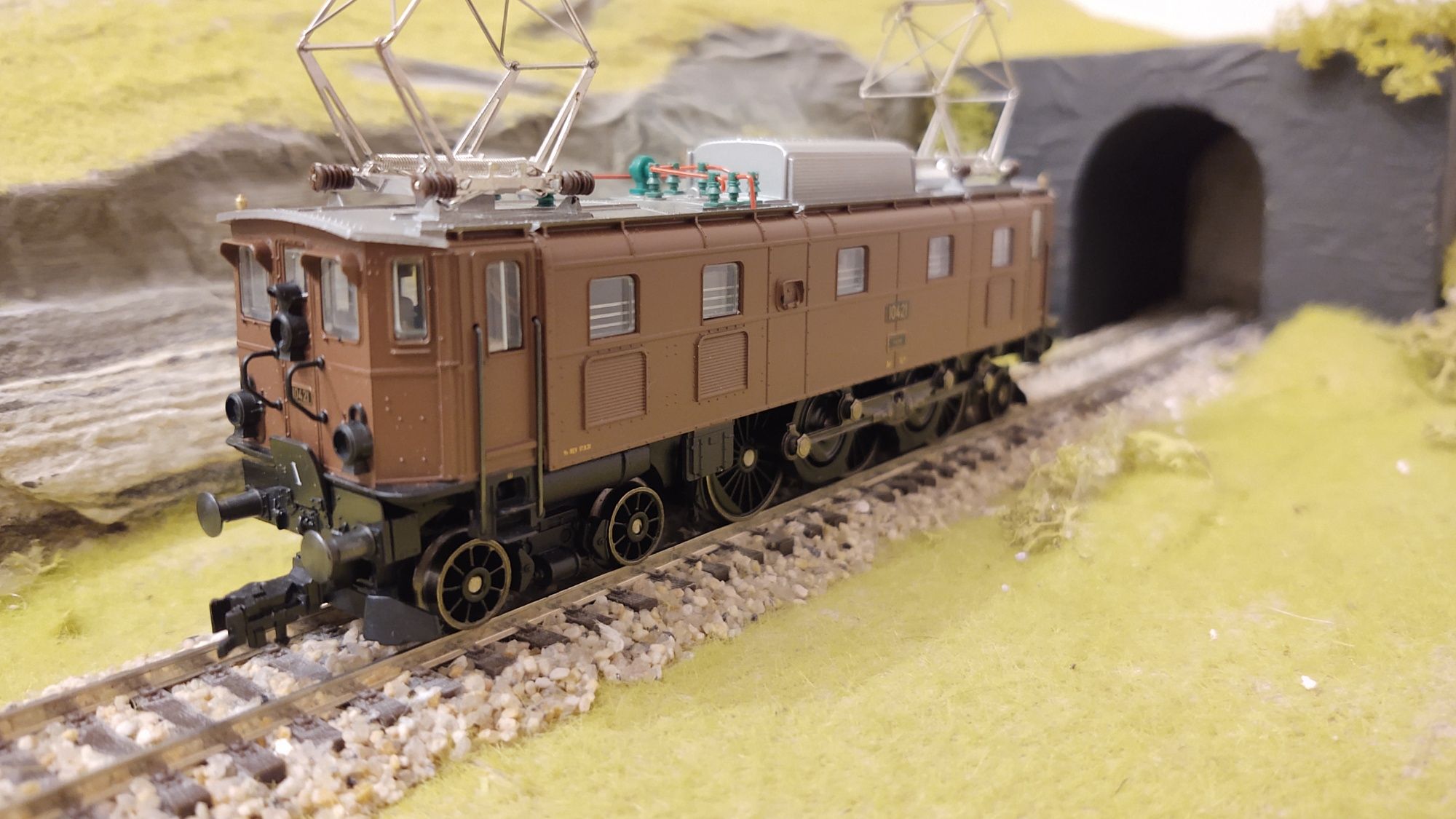 Lokomotywa elektrowóz Trix Ae 3/6 II SBB  dcc H0