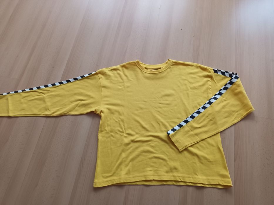 Bluzy dla dziewczynki od 10-18 lat