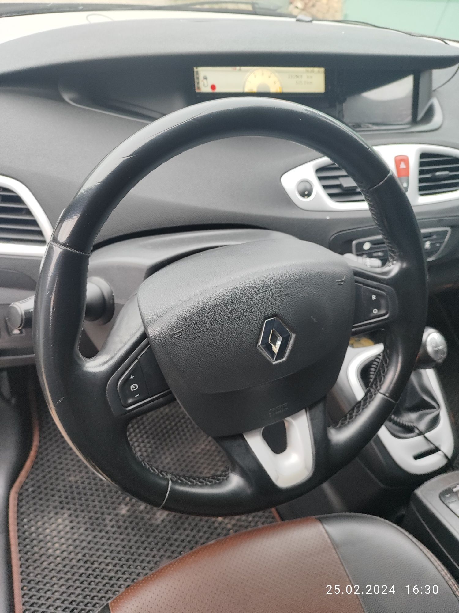 Продам Renault scenic