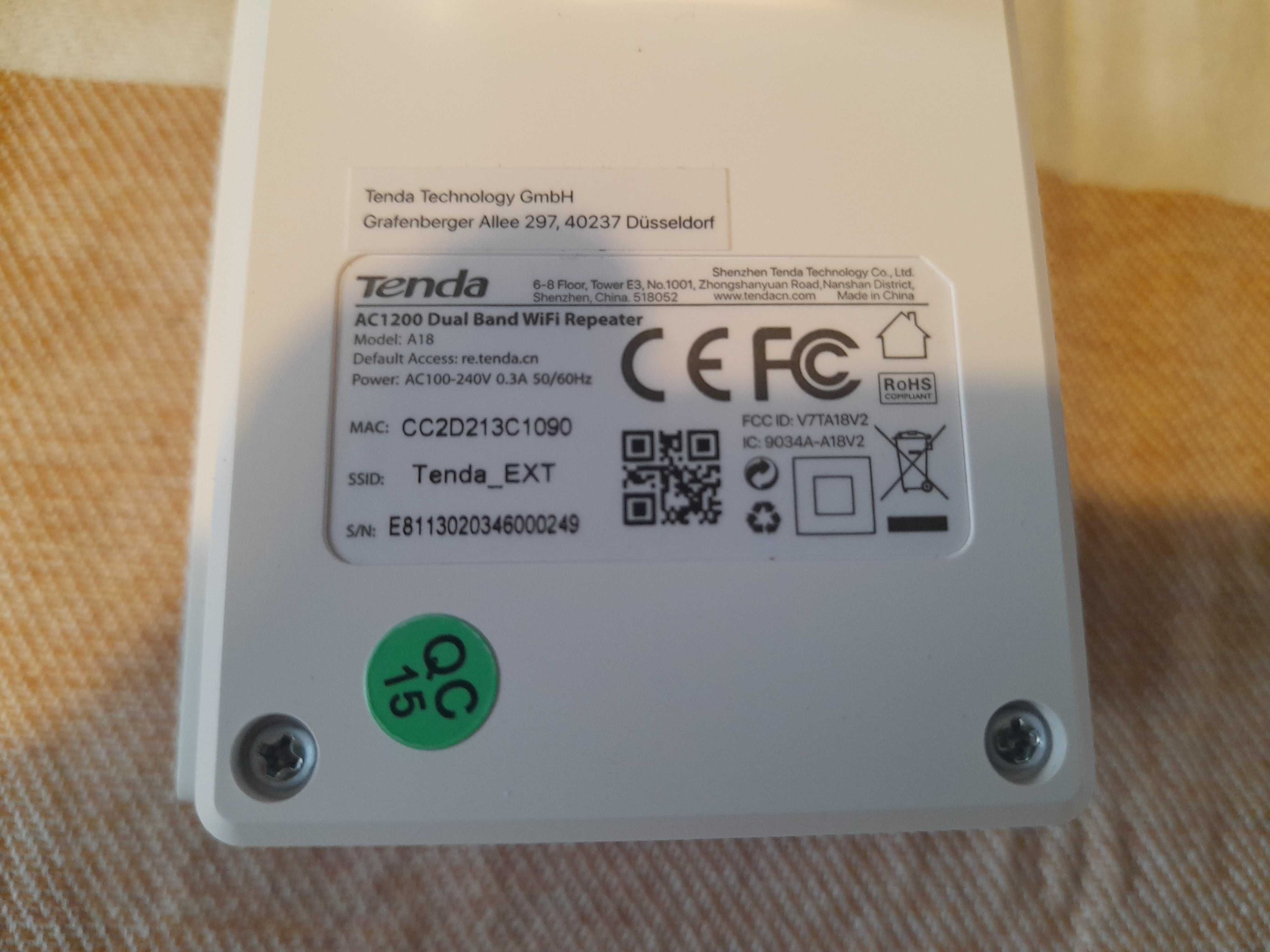 Wzmacniacz sygnału WiFi Tenda A18 2,4/5GHz AC1200